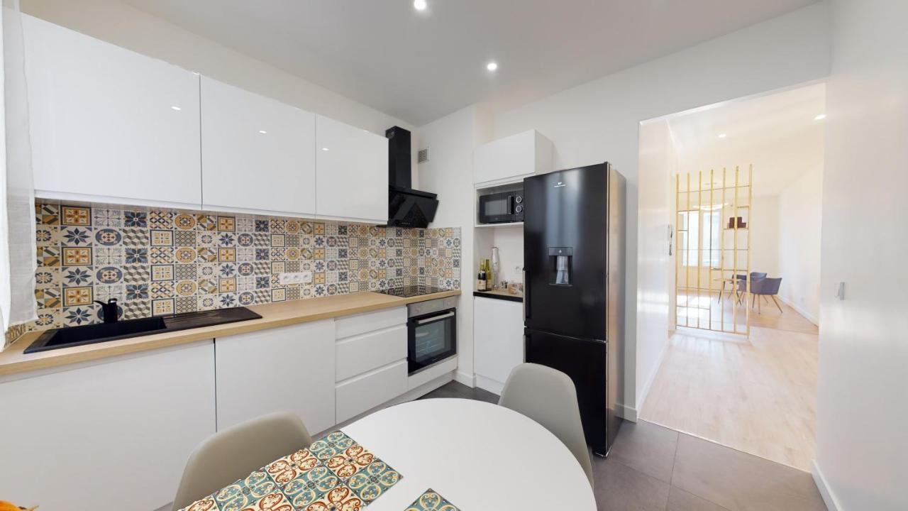 Grand Appartement Fontana Nisa Exterior foto